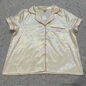 Versona NWT Bride Cream Silky Satin Pajama Top Pink Trim Details Bridal Size L